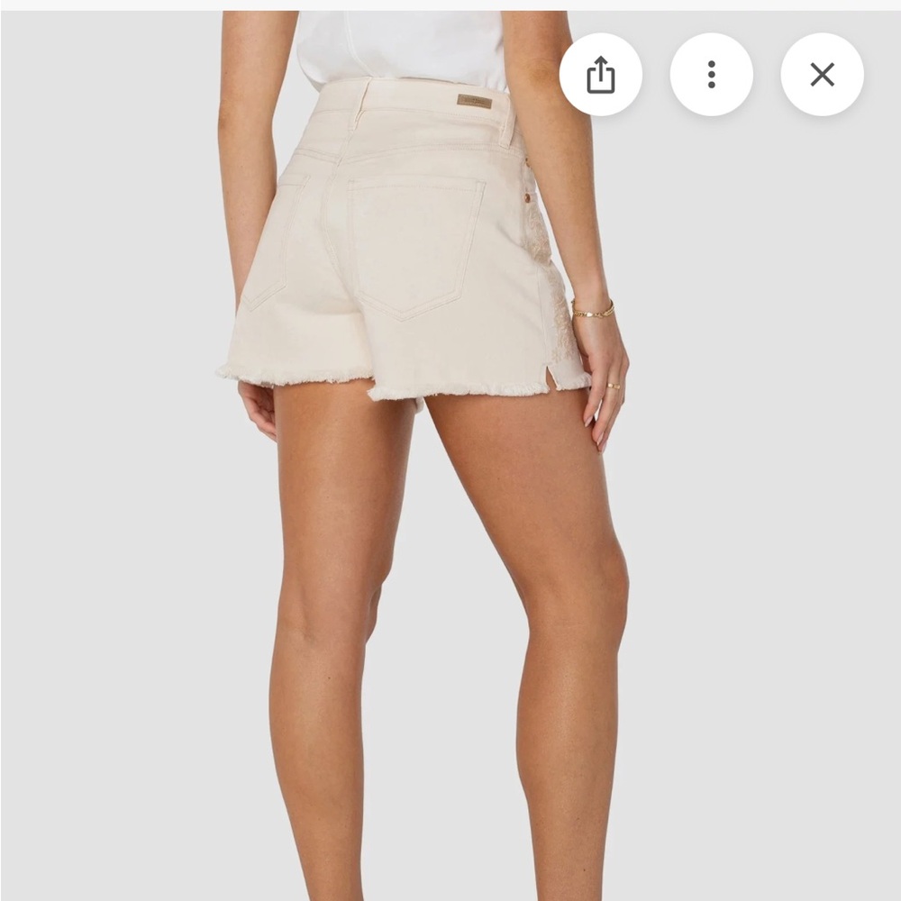 Liverpool Los Angeles Embroidered cream Women's Shorts - Picture 9 of 9